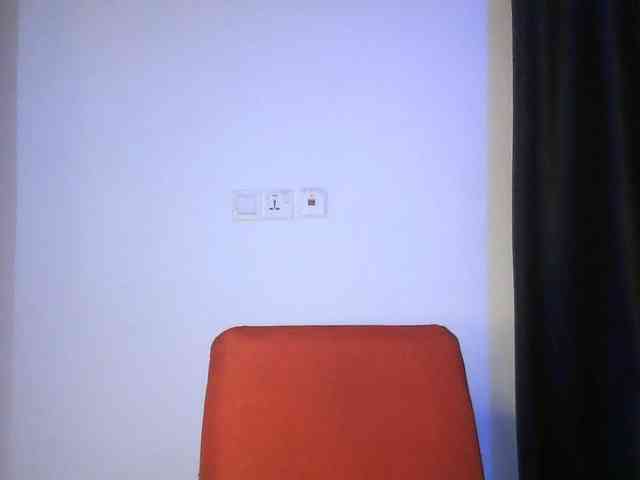 Hotchocolatee191 webcam