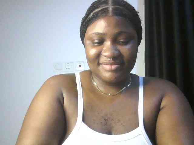 Hotchocolatee191 webcam