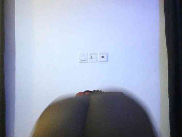 Hotchocolatee191 webcam