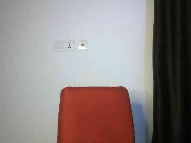 Hotchocolatee191 webcam