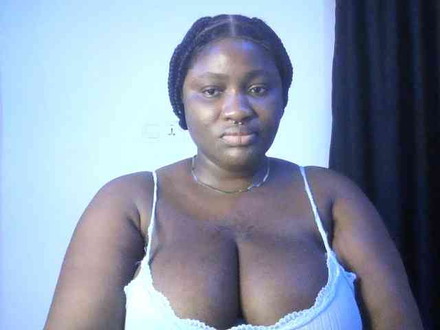 Hotchocolatee191 webcam