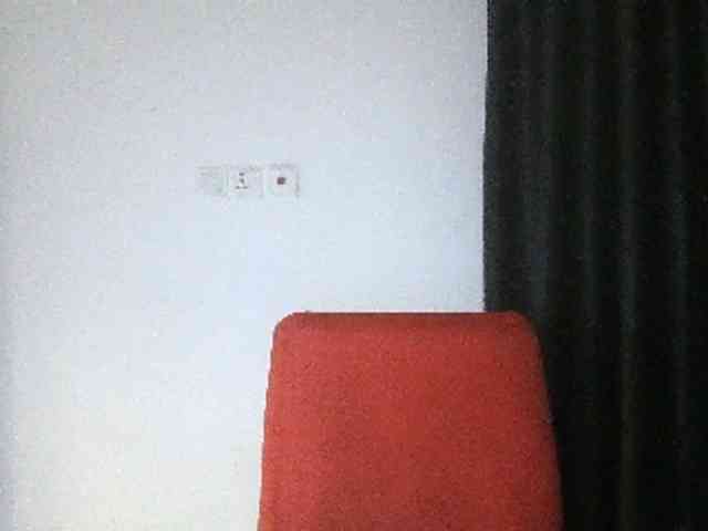 Hotchocolatee191 webcam