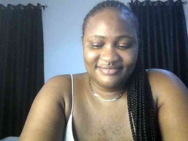 Hotchocolatee191 webcam