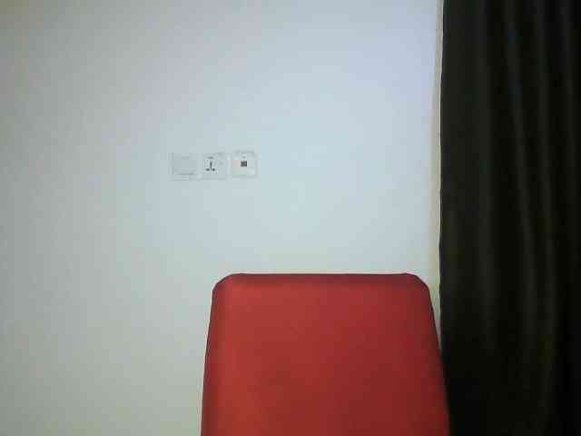 Hotchocolatee191 webcam