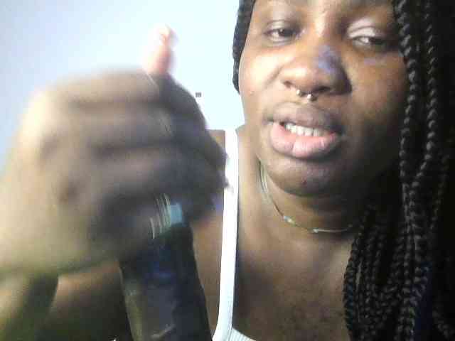 Hotchocolatee191 webcam