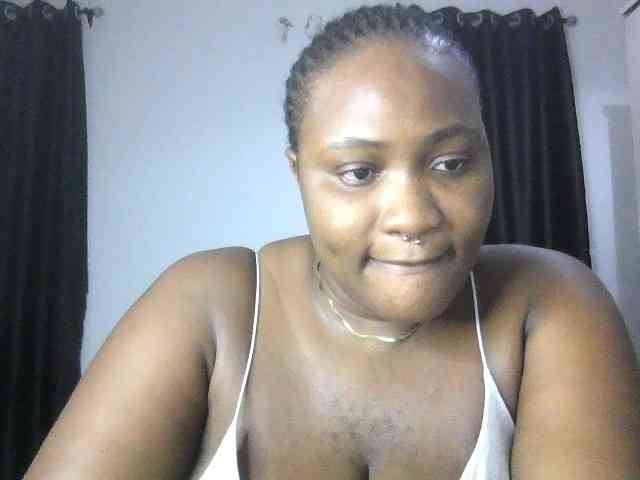 Hotchocolatee191 webcam