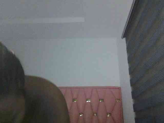 Hotchocolatee191 webcam