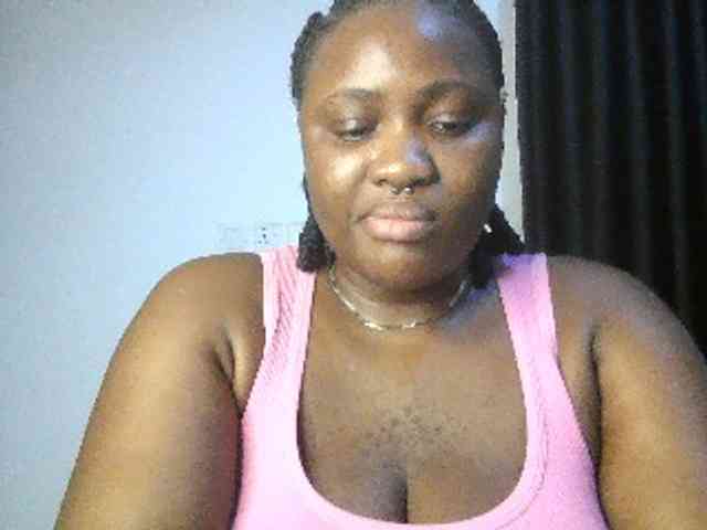 Hotchocolatee191 webcam
