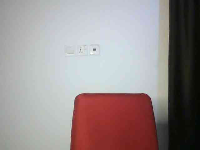 Hotchocolatee191 webcam