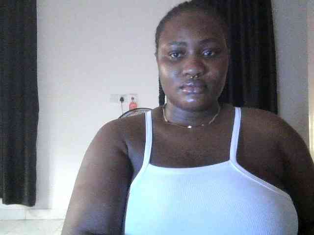 Hotchocolatee191 webcam