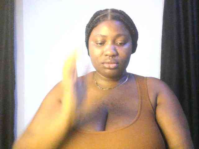 Hotchocolatee191 webcam