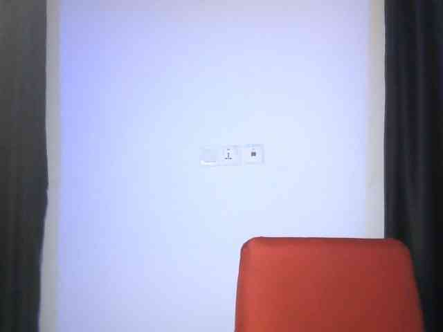 Hotchocolatee191 webcam