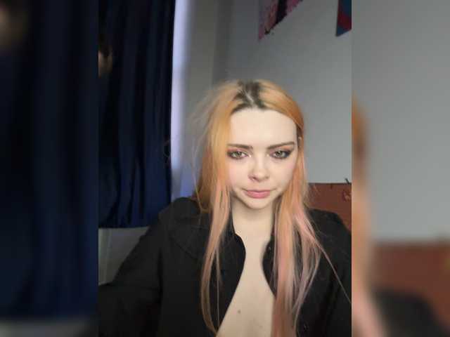 Druuuugi's BongaCams show and profile