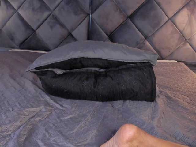 ebonyx40's BongaCams show and profile