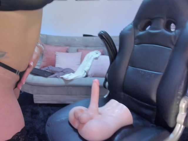 puiyee13 online