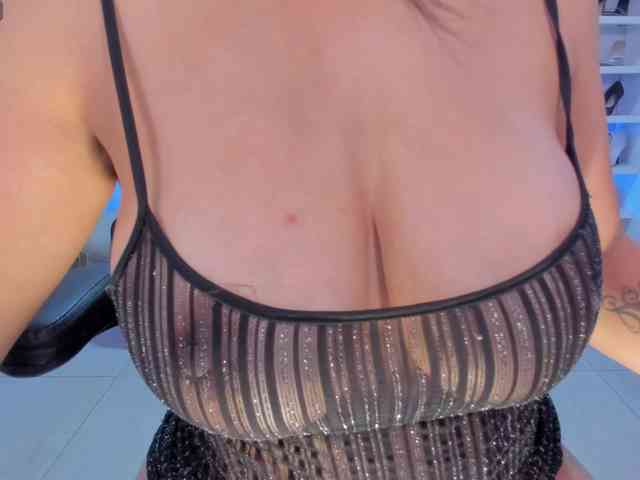 puiyee13 webcam
