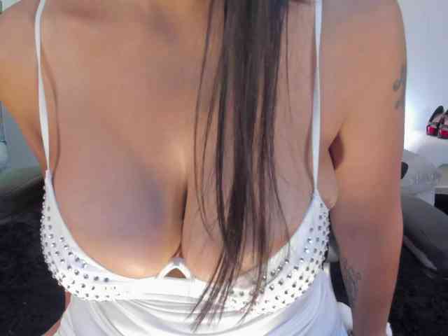 puiyee13 webcam