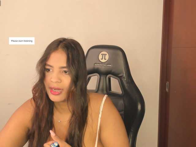 aishaBigass live cam on BongaCams
