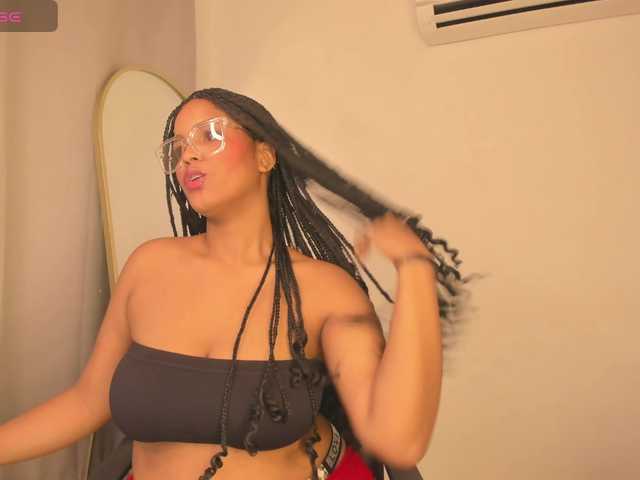 aishaBigass