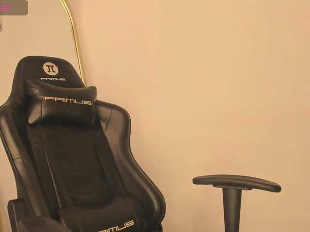 aishaBigass live cam on BongaCams