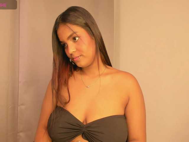 aishaBigass live cam on BongaCams