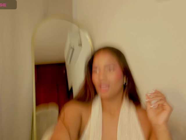 aishaBigass live cam on BongaCams