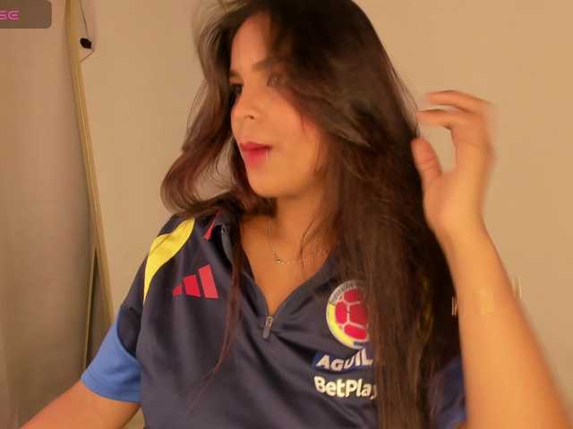 aishaBigass live cam on BongaCams