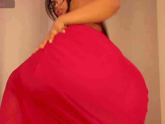aishaBigass webcam