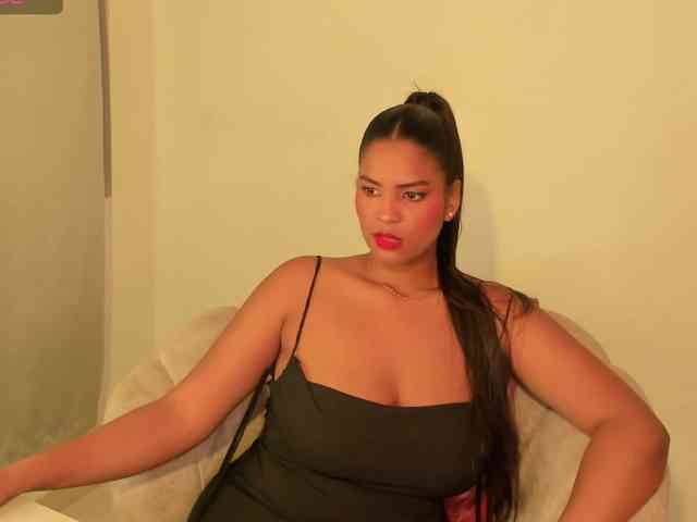 aishaBigass