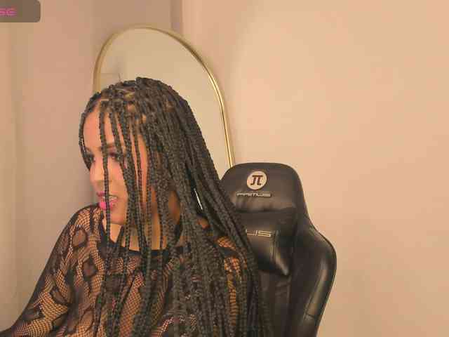 spy web cam AishaBigass