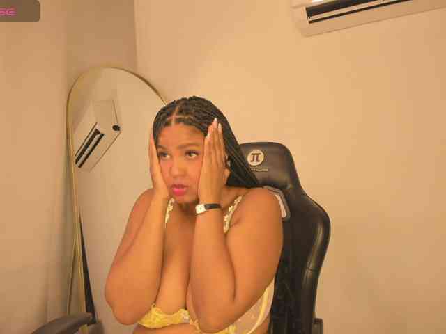 aishaBigass