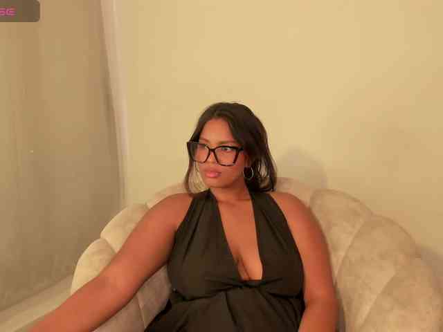 aishaBigass