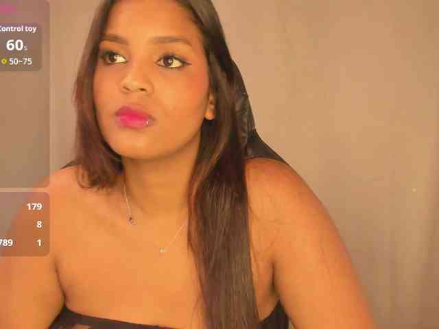aishaBigass webcam