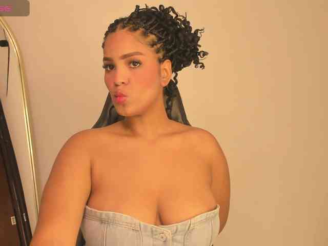 aishaBigass