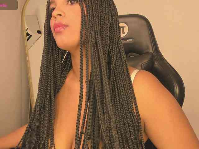 aishaBigass