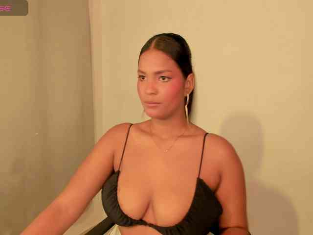 aishaBigass