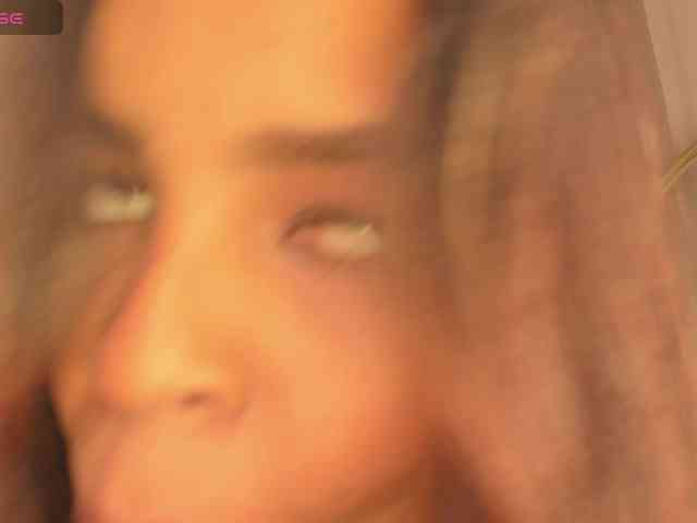 aishaBigass webcam