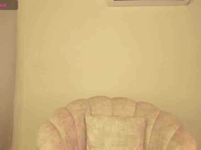 aishaBigass webcam