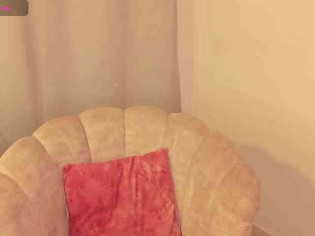 aishaBigass webcam