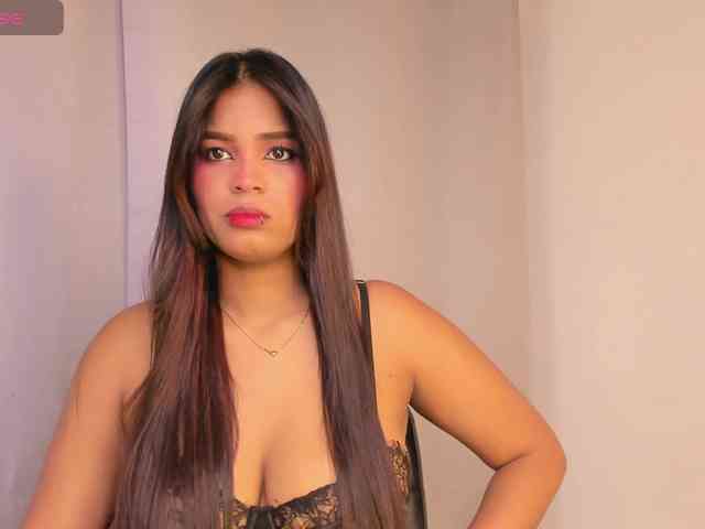 aishaBigass webcam