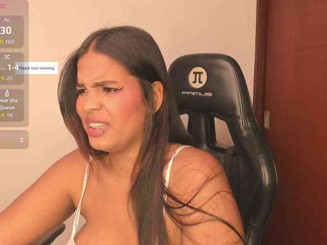 aishaBigass webcam
