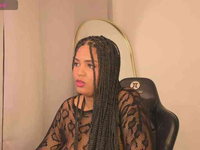 aishaBigass webcam
