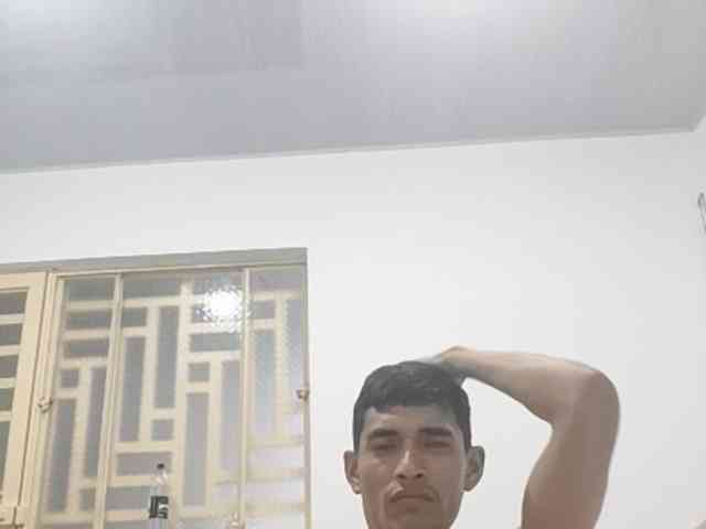 Andreshot20