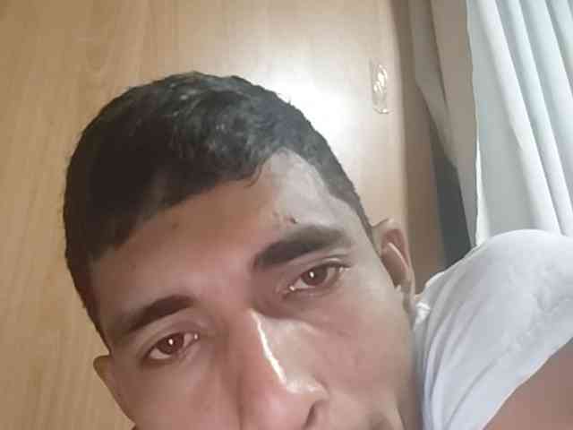 Andreshot20