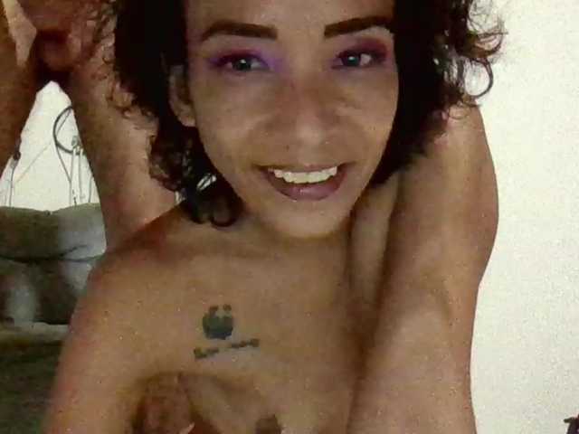 Maxandabbie's BongaCams show and profile