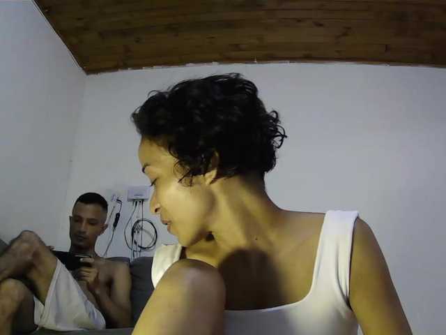 Maxandabbie live cam on BongaCams
