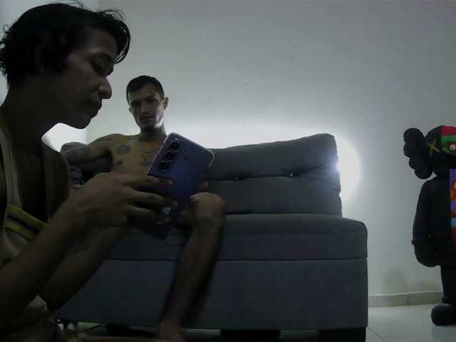 Maxandabbie live cam on BongaCams