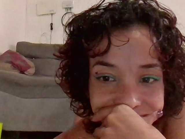 Maxandabbie's BongaCams show and profile