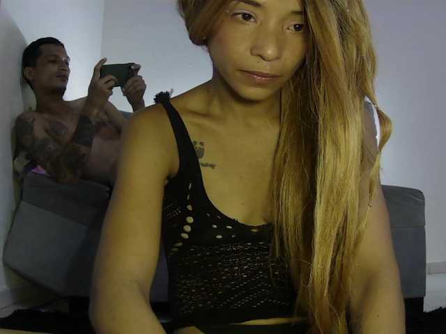 Maxandabbie live cam on BongaCams