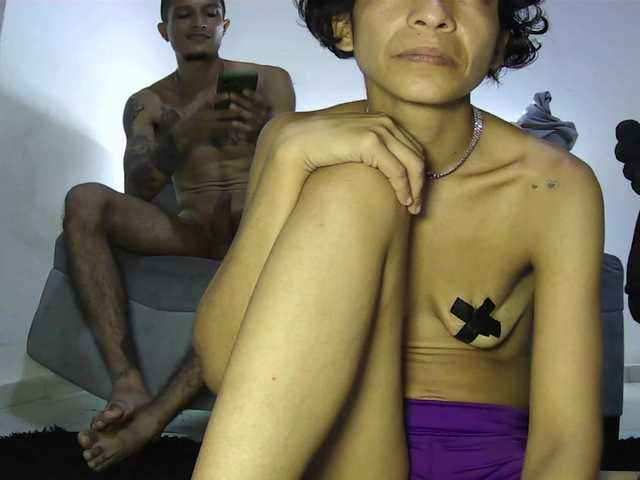Maxandabbie live cam on BongaCams